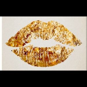 Meet your Posher, Elaine